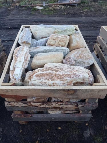 Златолит жёлтый, жёлто-зелёный глыбки и валуны для ланшафтного дизайна купить в Удмуртской Республике