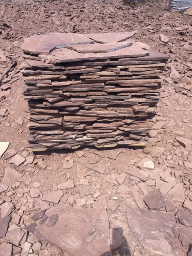 Плитняк лемезит бордовый для цоколя 1,5-2 см купить в Удмуртской Республике