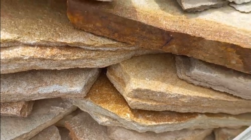 Плитняк златолит жёлтый золотистый для отмостки купить в Удмуртской Республике