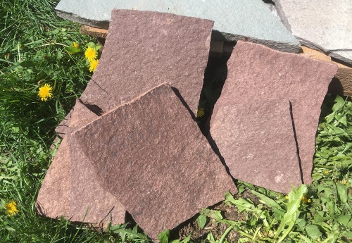 Плитняк лемезит бордовый для цоколя 1,5-2 см купить в Удмуртской Республике