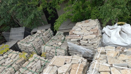 Гранитный плитняк галтованный для парковки купить в Удмуртской Республике