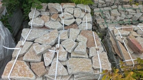 Гранитный плитняк галтованный для парковки купить в Удмуртской Республике