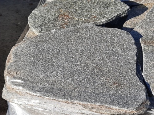 Златолит серебристый галтованный для лестниц купить в Удмуртской Республике